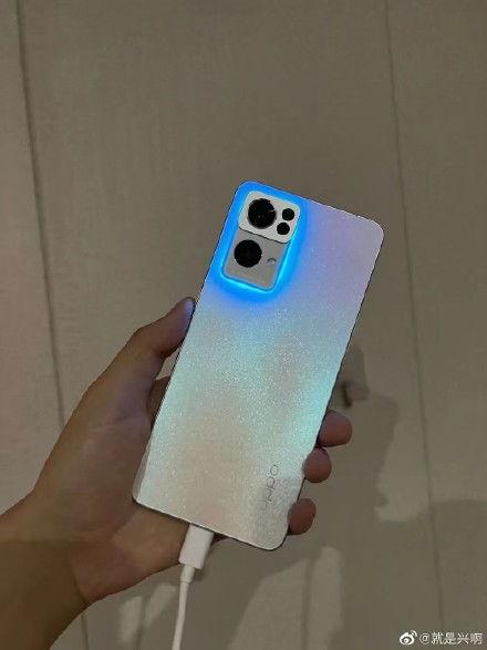 国产手机自拍,捕捉生活美好瞬间  第3张