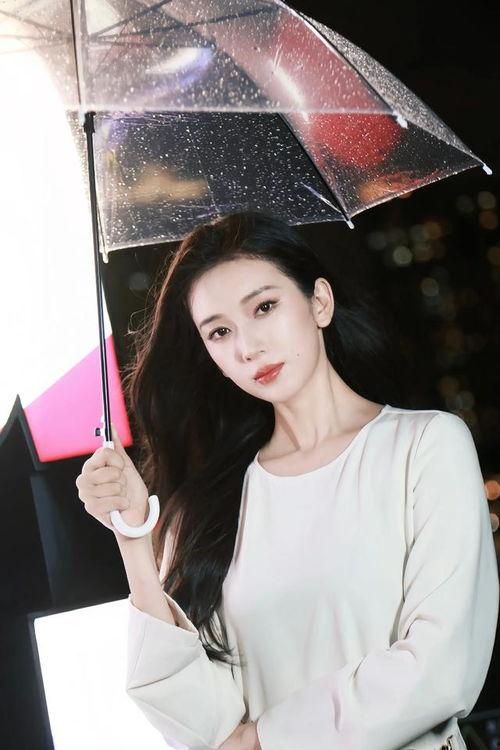 国产伊人视频,揭秘国产影视作品的魅力与风采  第3张